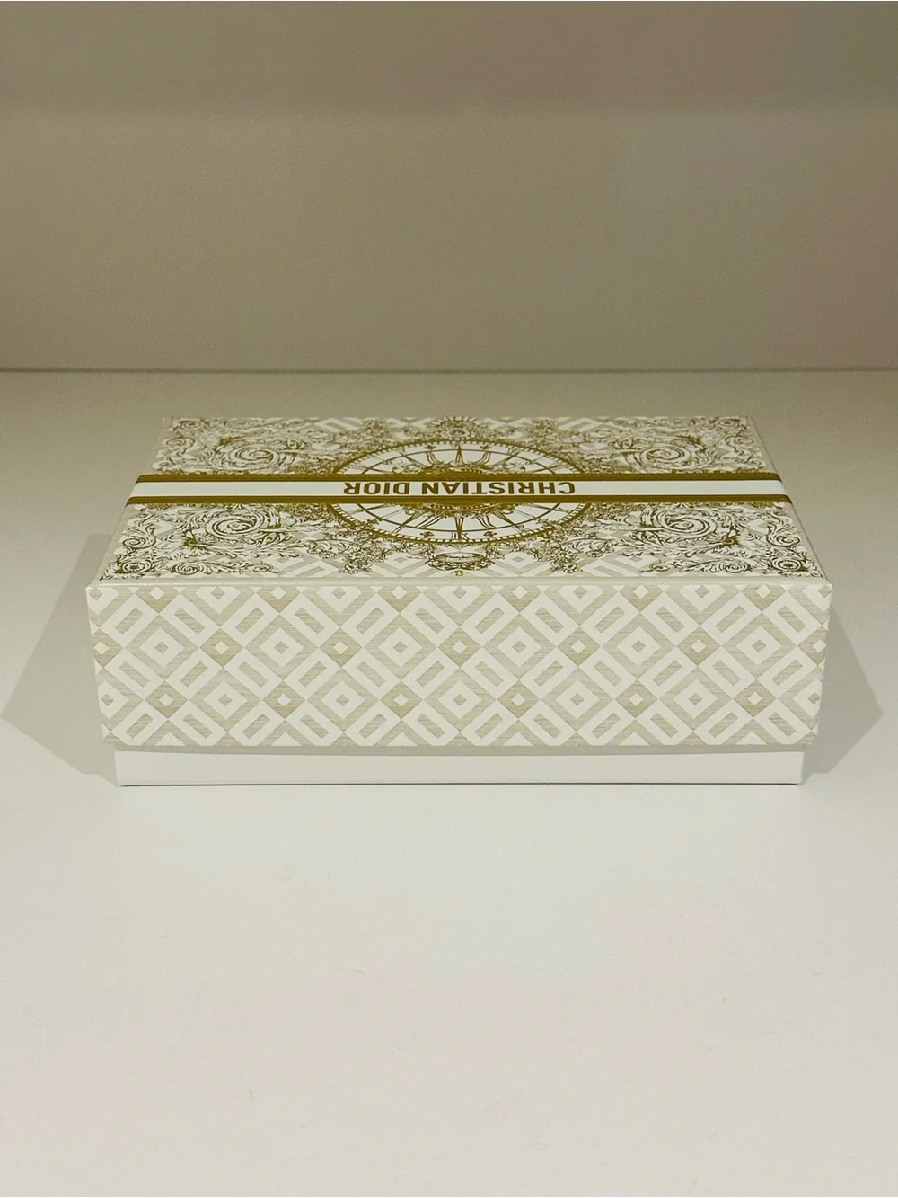 Dior Beauty Holiday 2024 Gift Box - White & Gold